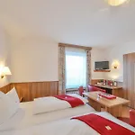 Hotel Drei Loewen 3*
