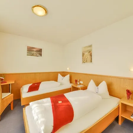 Drei Loewen Hotel 3*